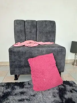 Mia fox29 online show from 11-21-25, 10:47