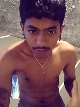 SkinniYamo online show from 04-06-26, 11:00