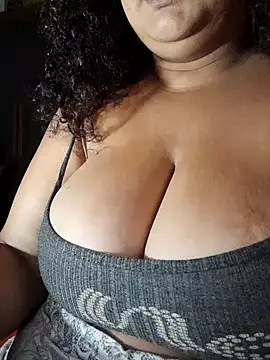 Snapshot of safirahot69 chatting on 11-29-25, 11:24 safirahot69 online show from 11-29-25, 11:24