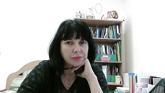 Viknika online show from 11-25-25, 08:25