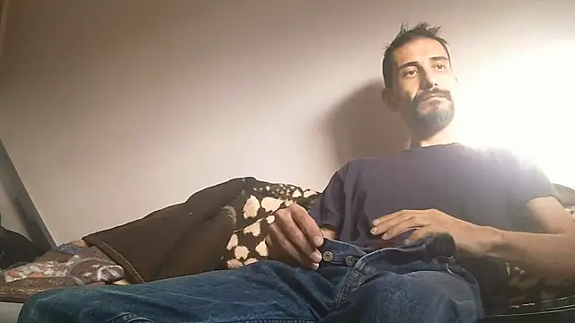 Ash59055 online show from 12-18-25, 09:48