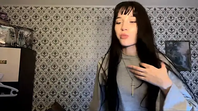 SofiaDreams09 online show from 10-31-25, 02:18