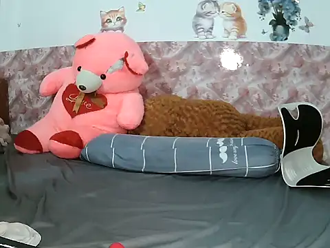 Snapshot of zubu_202 chatting on 11-24-25, 01:22 zubu 202 online show from 11-24-25, 01:22