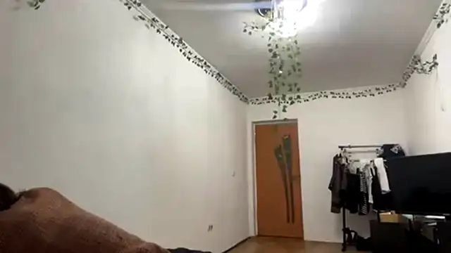 LilithFlamey online show from 11-02-25, 07:11