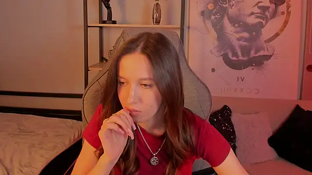 EmilyWade online show from 11-11-25, 01:22