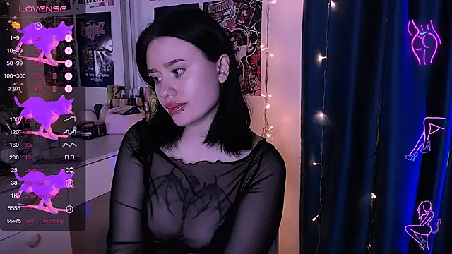 Snapshot of Meow_Marie chatting on 11-07-25, 10:43 Meow Marie online show from 11-07-25, 10:43