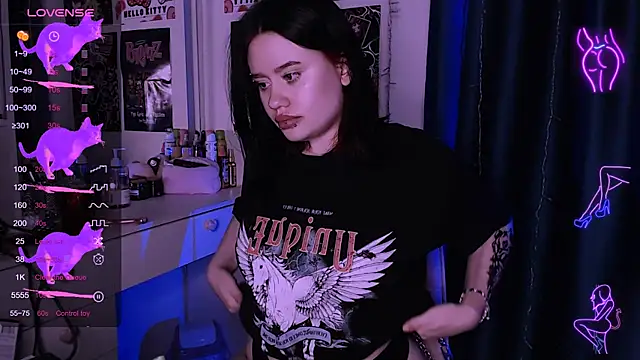 Snapshot of Meow_Marie chatting on 11-11-25, 03:34 Meow Marie online show from 11-11-25, 03:34