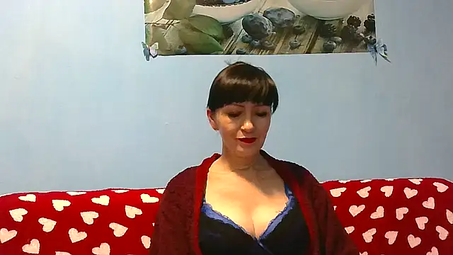 Snapshot of IffetLove42 chatting on 11-20-25, 04:18 IffetLove42 online show from 11-20-25, 04:18