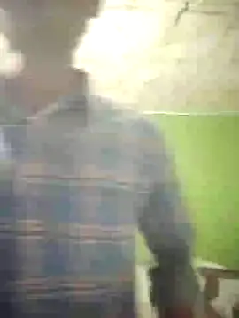 Snapshot of Luckysucks chatting on 10-29-25, 07:15 Luckysucks online show from 10-29-25, 07:15