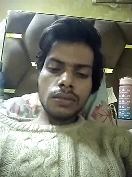 Snapshot of Luckysucks chatting on 11-12-25, 04:46 Luckysucks online show from 11-12-25, 04:46