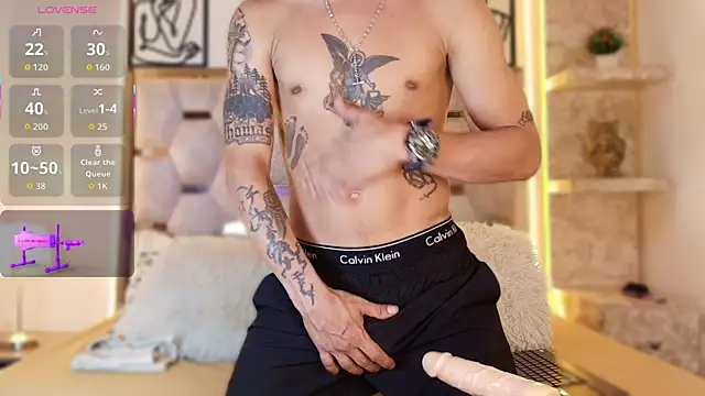 Snapshot of Andrew_Haalls chatting on 11-17-25, 08:58 Andrew Haalls online show from 11-17-25, 08:58