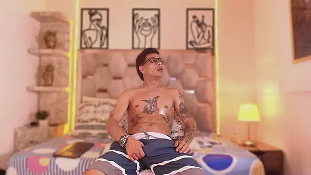 Andrew Haalls online show from 01-12-26, 08:36