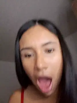 Snapshot of DollyRouse chatting on 11-23-25, 04:34 DollyRouse online show from 11-23-25, 04:34