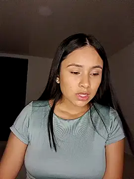 Snapshot of DollyRouse chatting on 11-26-25, 05:30 DollyRouse online show from 11-26-25, 05:30