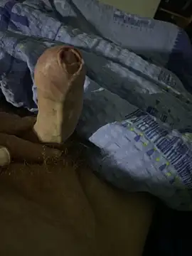 Ilovemilf1 online show from 11-04-25, 10:31