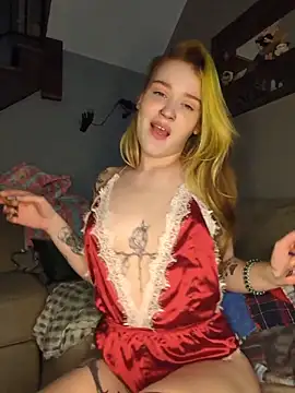 Snapshot of mattiethebaddieee chatting on 02-02-26, 02:21 mattiethebaddieee online show from 02-02-26, 02:21