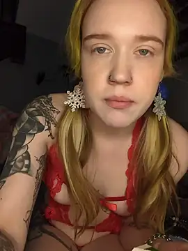 Snapshot of mattiethebaddieee chatting on 02-04-26, 02:50 mattiethebaddieee online show from 02-04-26, 02:50