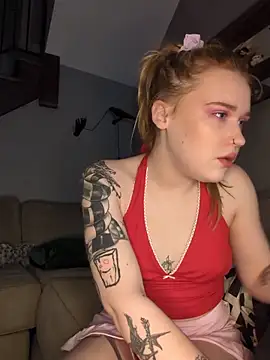 Snapshot of mattiethebaddieee chatting on 02-13-26, 02:51 mattiethebaddieee online show from 02-13-26, 02:51