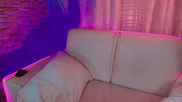 xPrincessGirl online show from 11-12-25, 05:30