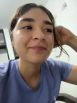 Valentina ro online show from 11-15-25, 03:26