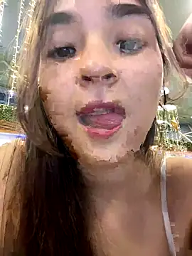 Valentina ro online show from 12-17-25, 01:44