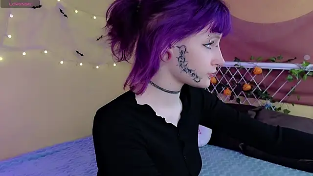 karkadeshk online show from 10-29-25, 10:28