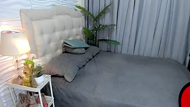 Snapshot of UnforgetableAsianCock chatting on 11-20-25, 12:11 UnforgetableAsianCock online show from 11-20-25, 12:11