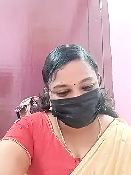 Snapshot of Mandhra28 chatting on 10-28-25, 05:55 Mandhra28 online show from 10-28-25, 05:55