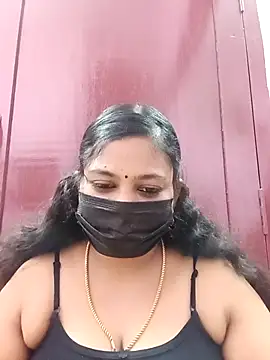 Snapshot of Mandhra28 chatting on 11-06-25, 05:58 Mandhra28 online show from 11-06-25, 05:58