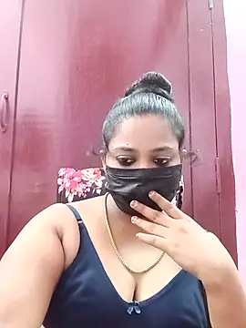 Snapshot of Mandhra28 chatting on 11-20-25, 06:51 Mandhra28 online show from 11-20-25, 06:51