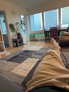 Snapshot of hungrykiten chatting on 11-03-25, 06:58 hungrykiten online show from 11-03-25, 06:58