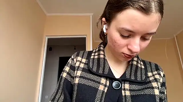 Snapshot of BunkedTempter chatting on 11-01-25, 07:54 BunkedTempter online show from 11-01-25, 07:54