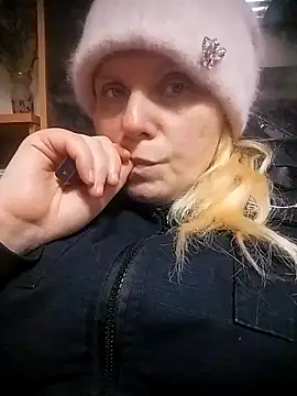 Lana-murr online show from 02-18-26, 07:21