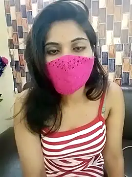 Snapshot of Indian-Glory chatting on 11-26-25, 04:19 Indian-Glory online show from 11-26-25, 04:19