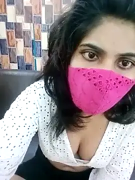 Snapshot of Indian-Glory chatting on 11-29-25, 05:49 Indian-Glory online show from 11-29-25, 05:49