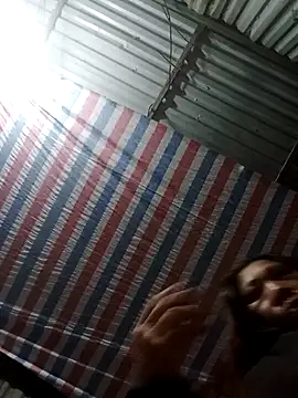 bella-la online show from 11-29-25, 10:51