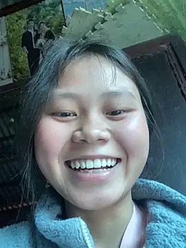 Sophia-123 online show from 12-18-25, 02:06