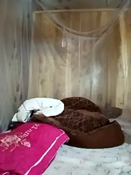 Snapshot of Em_xinh01 chatting on 11-22-25, 05:17 Em xinh01 online show from 11-22-25, 05:17