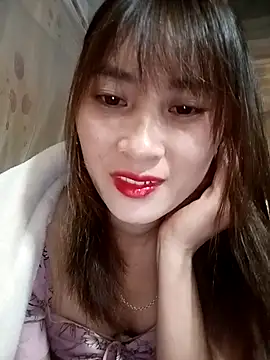 Snapshot of Em_xinh01 chatting on 11-24-25, 01:11 Em xinh01 online show from 11-24-25, 01:11
