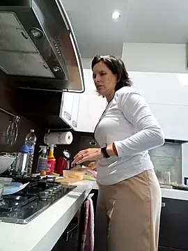 Snapshot of Piediniecollant chatting on 11-08-25, 01:33 Piediniecollant online show from 11-08-25, 01:33