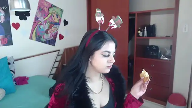 Snapshot of EmmilyConnor chatting on 12-04-25, 02:26 EmmilyConnor online show from 12-04-25, 02:26