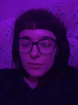 Snapshot of xlucifer13 chatting on 10-28-25, 01:31 xlucifer13 online show from 10-28-25, 01:31