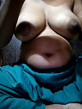 Liza0103 online show from 11-16-25, 05:18