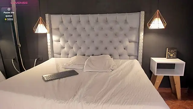 Snapshot of Angy-Avila chatting on 01-11-26, 11:37 Angy-Avila online show from 01-11-26, 11:37