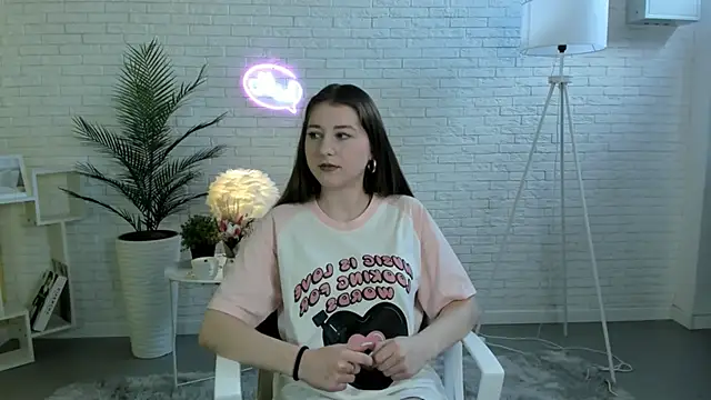 Snapshot of AudriaSagan chatting on 11-03-25, 07:31 AudriaSagan online show from 11-03-25, 07:31