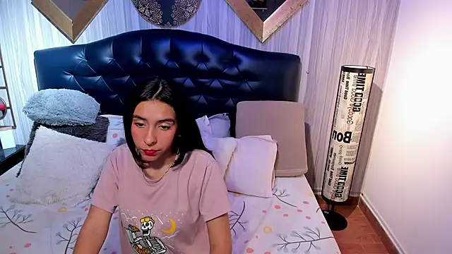 Snapshot of shirley_sweet_ chatting on 10-30-25, 07:58 shirley sweet online show from 10-30-25, 07:58