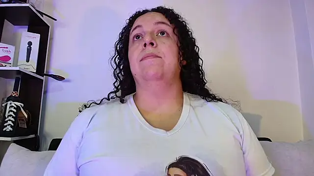 Snapshot of Natasha_Amber chatting on 11-23-25, 04:07 Natasha Amber online show from 11-23-25, 04:07