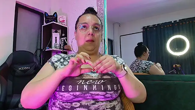 Snapshot of Natasha_Amber chatting on 11-30-25, 01:48 Natasha Amber online show from 11-30-25, 01:48