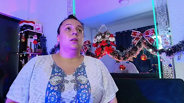 Snapshot of Natasha_Amber chatting on 12-17-25, 02:23 Natasha Amber online show from 12-17-25, 02:23