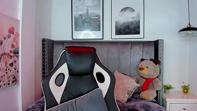 Niick Twiink online show from 12-02-25, 07:53